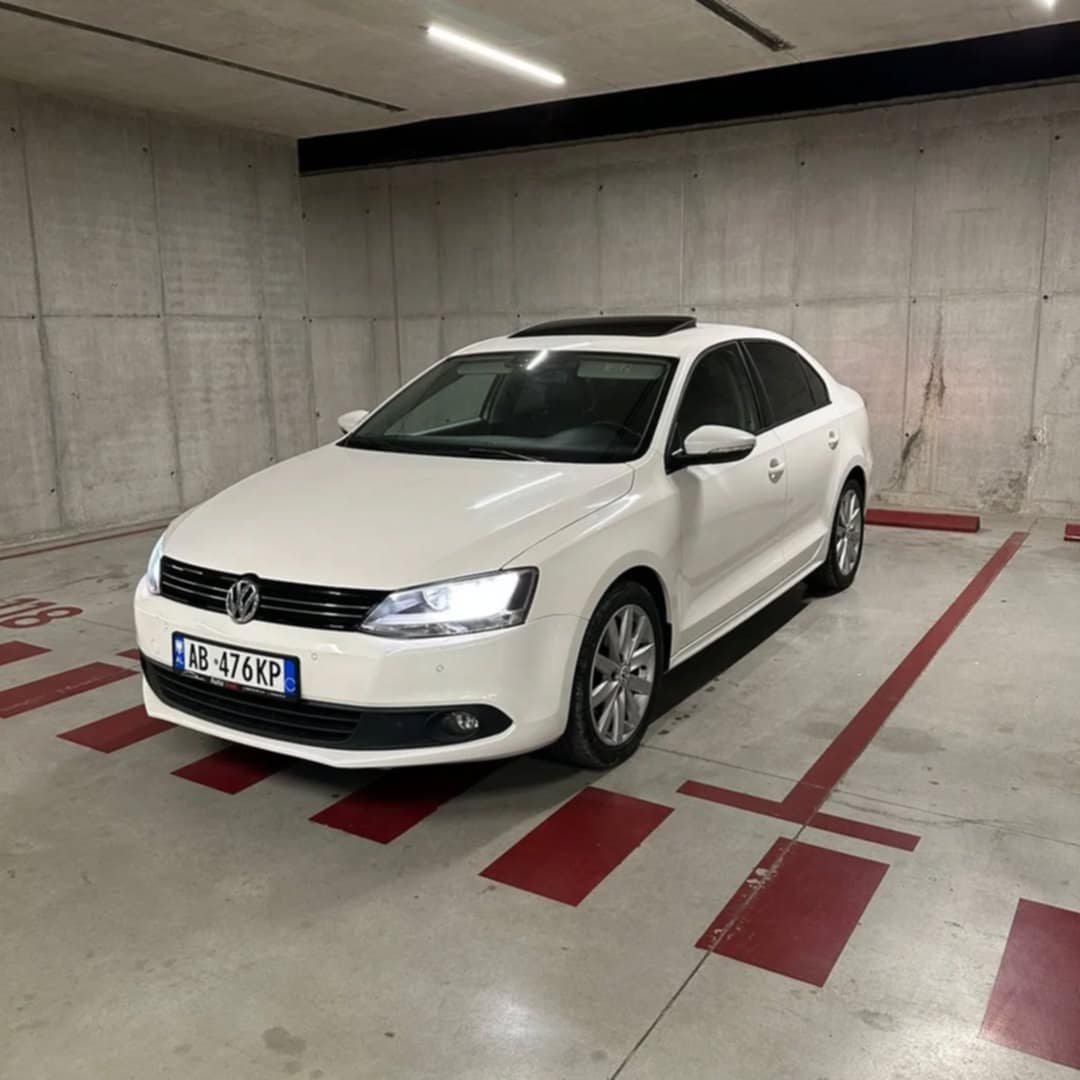 VOLKSWAGEN JETTA 2012